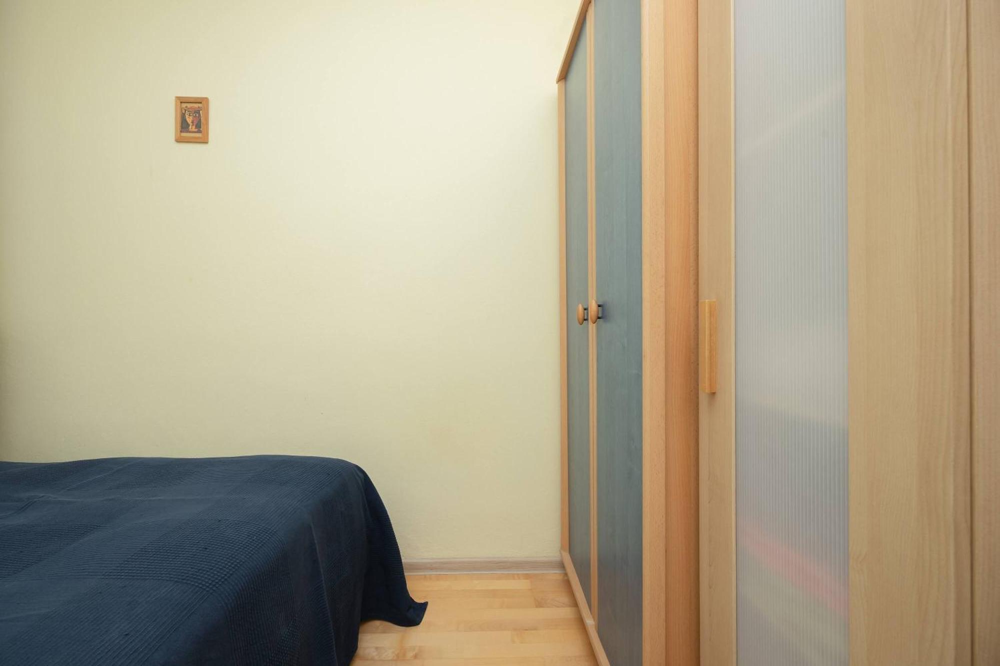 Walowa With Balcony Downtown By Renters * Warszawa